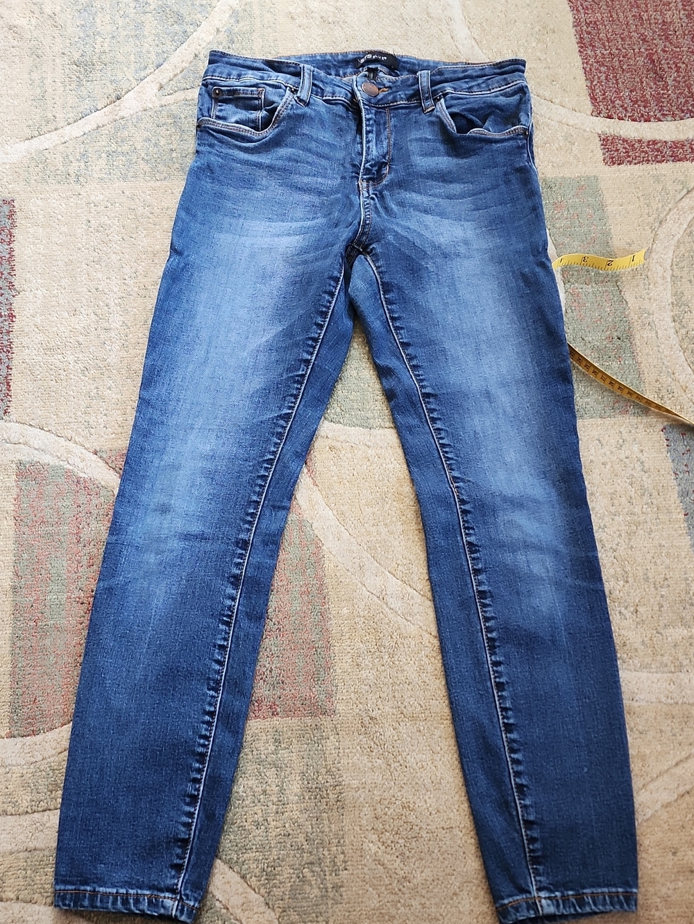 STS, Blue Women's Skinny Jeans in Medium Blue Wash, Size 28